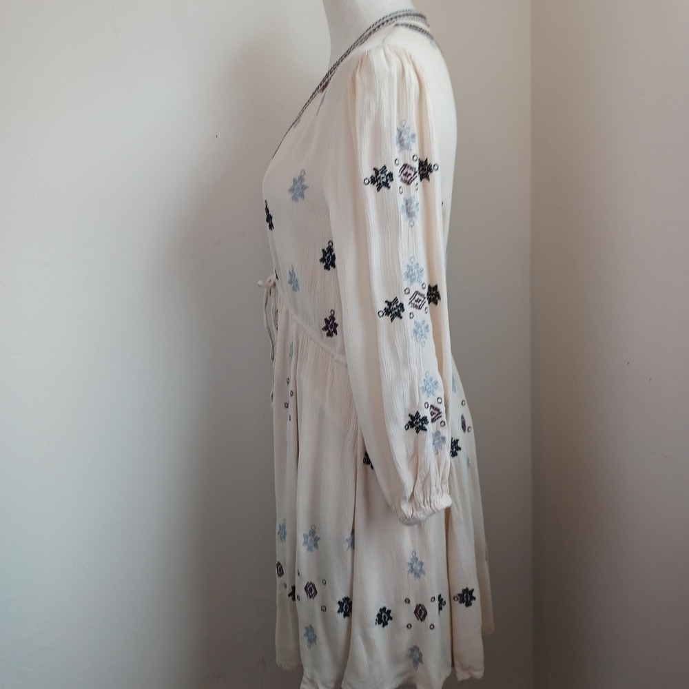 Free People Embroidered Gauze Mini Dress Cream Boho V-Neck Long Sleeve Womens M - Picture 9 of 14